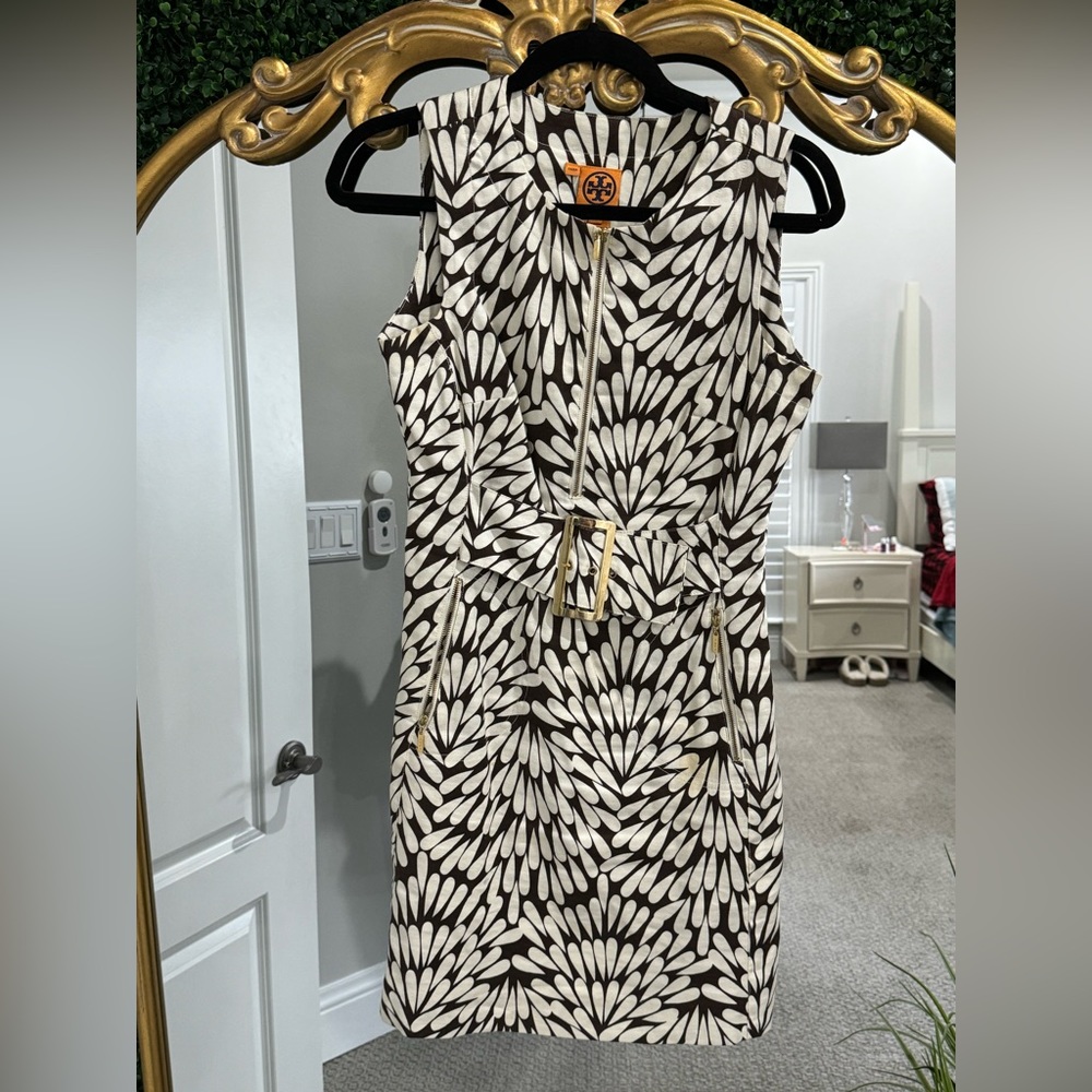 Tory Burch Black and White Floral Sheath Dress with Gold Buckle